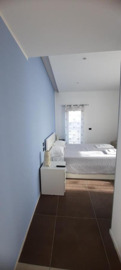 B&B Locanda Mediterranea Νάπολη Εξωτερικό φωτογραφία