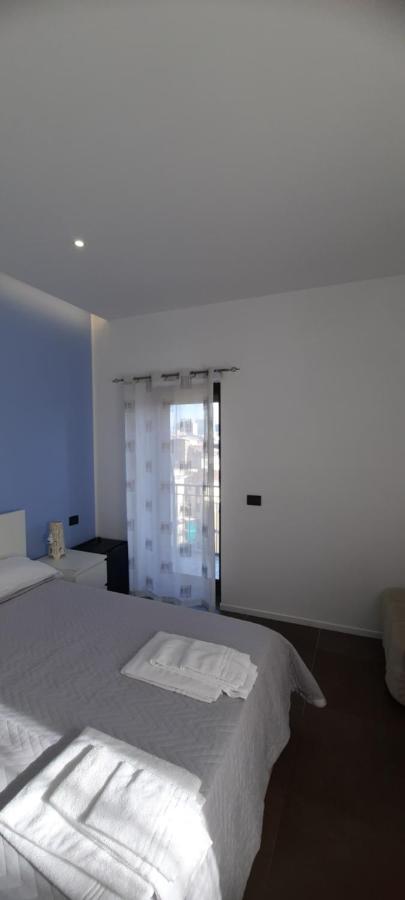 B&B Locanda Mediterranea Νάπολη Εξωτερικό φωτογραφία