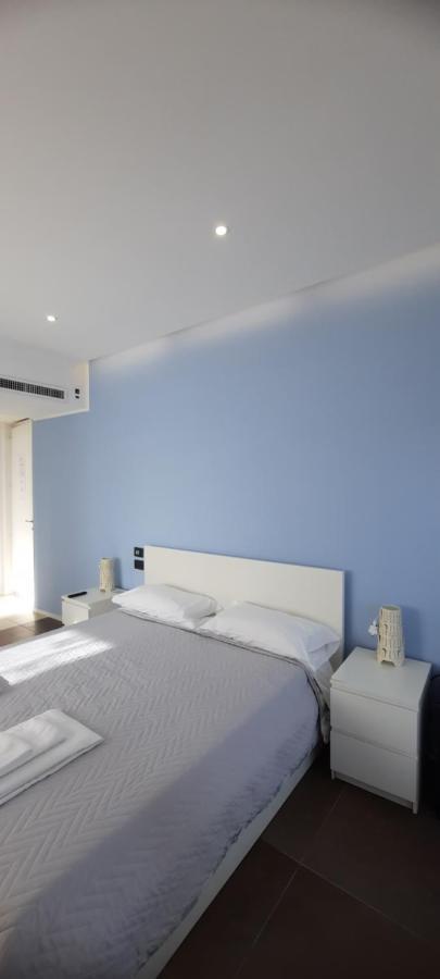 B&B Locanda Mediterranea Νάπολη Εξωτερικό φωτογραφία